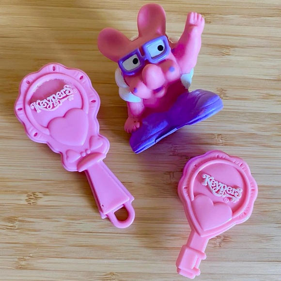 Keypers Other - Vintage Keypers Swan Princess Finder and Brush